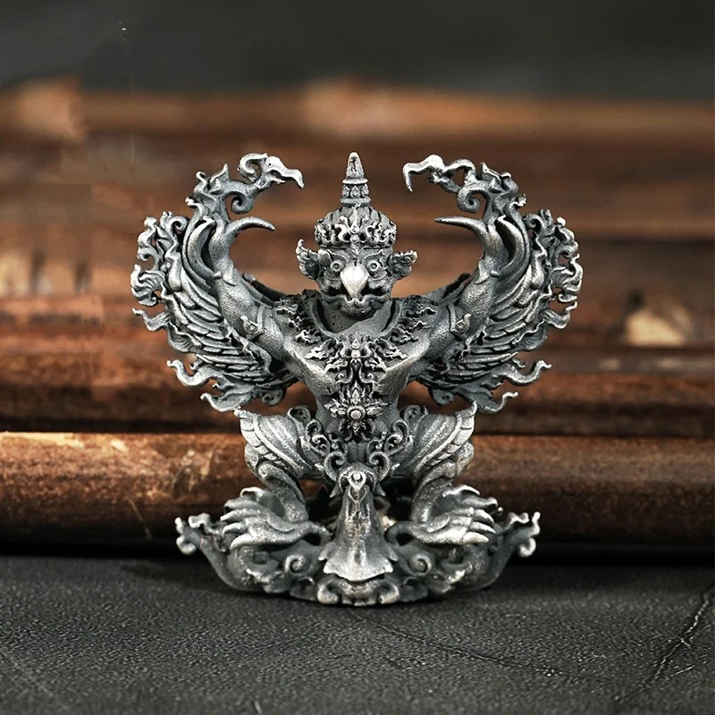 Ethnic Style Divine Bird Pendant Male Sweater Chain Retro Personality Roc Necklace For Men Jewelry