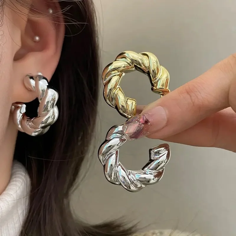 Ретро нерегулярные круглые металлические серьги-кольца для женщин золотого цвета преувеличенные панк винтажные серьги-кольца модные украшения e1201