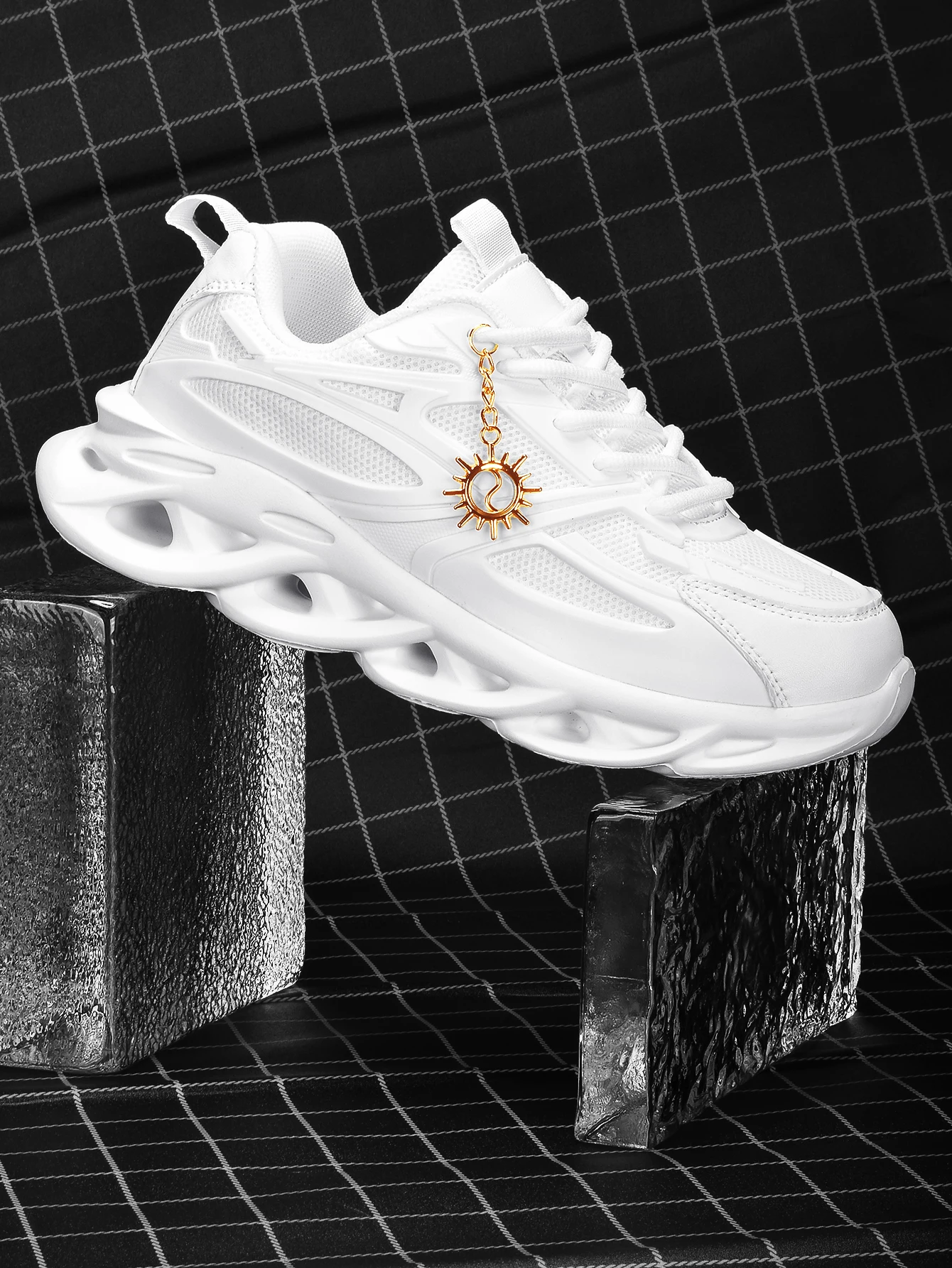 Women's Thick-Soled 5cm Height-Increasing Dad Shoes, Sweet and Cool Y2K Retro Style, Gold Sunflower Metal Decoration, Breathable Mesh, Eva Irregular Sole, White Casual Shoes, Trendy for Everyday Wear, Unique Design, Sweet and Cool Style, Student-Friendly, Versatile, Soft-Soled, Lightweight, Comfortable Sports Shoes for Women - view 4