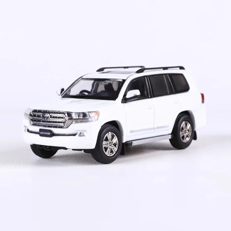 GCD Diecast 1:64 مقياس لاند كروزر LC200 SUV سبيكة سيارة نموذج المنتج النهائي محاكاة لعبة جمع هدية نموذج ثابت