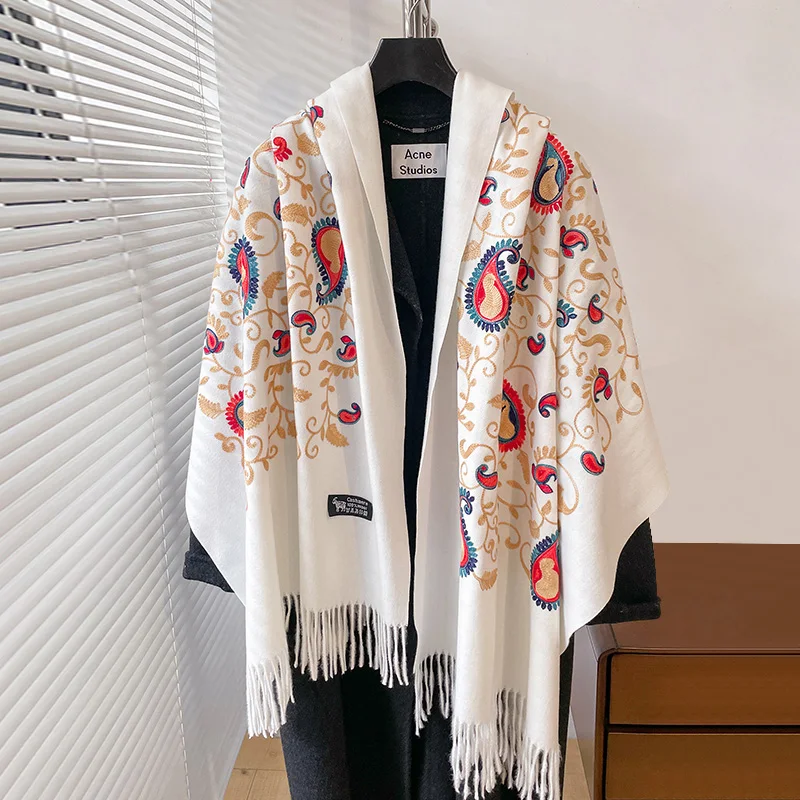 

2024 Fashion Luxury Embroidery Scarf Elegant Women Winter Thick Warm Neck Pashmina Long Fringe Scarves Lady Blanket Soft Shawl