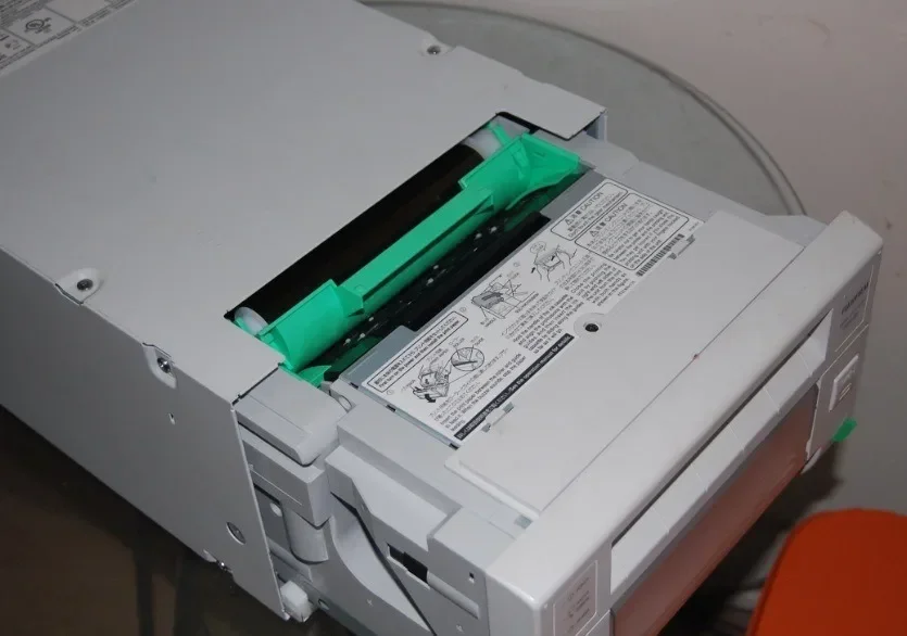 Original Fujifilm Ask-300 Dye Sublimation Thermal Printer High Quality Photo Printing Printer for Photo Lab Commercial Use