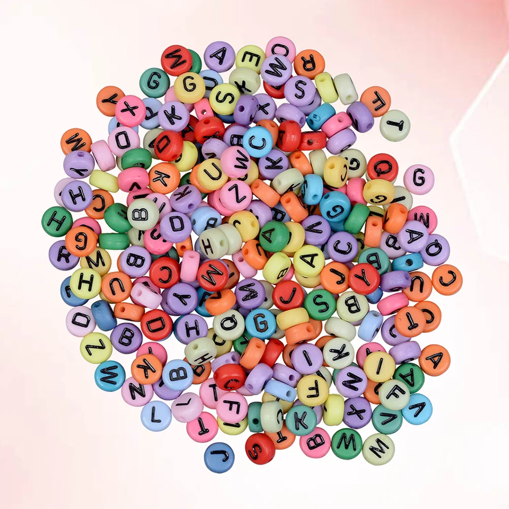 1200 Uds. Cuentas redondas de acrílico con letras, cuentas coloridas del alfabeto, cuentas de corazón grabadas para pulseras DIY, Ha educativo
