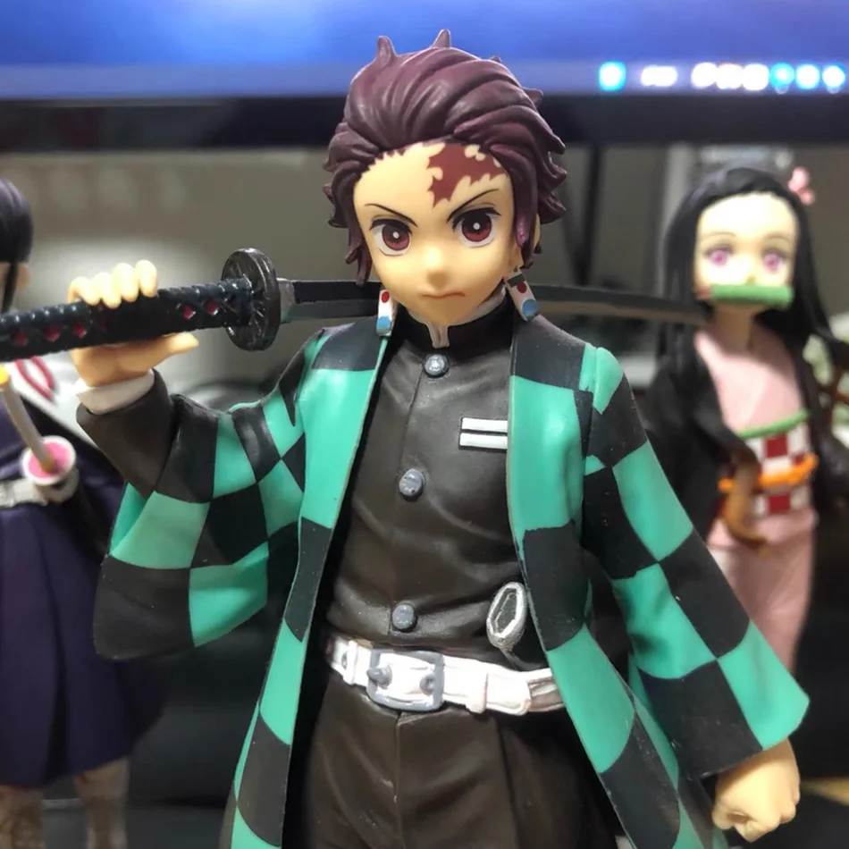 Anime Demon Slayer Kimetsu no Yaiba Kamado Tanjirou Agatsuma Zenitsu Nezuko Krieger PVC-Figur Action-Modell Spielzeug Auf Lager Heiß begehrt