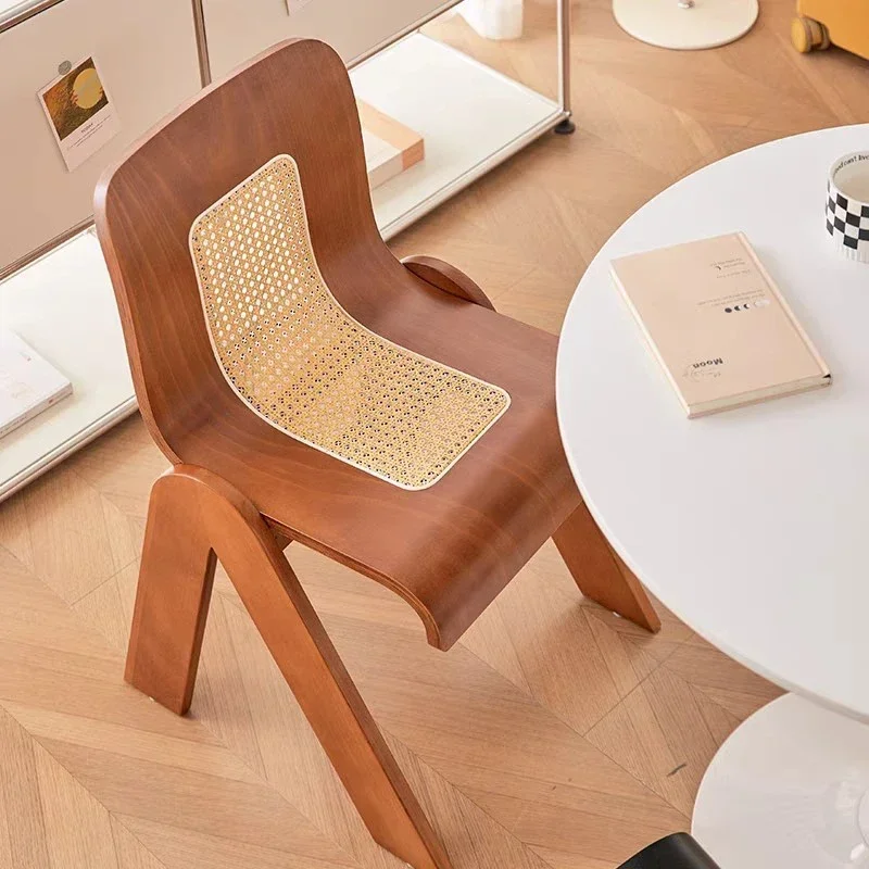 Modern Classic Dining Chairs European Premium Simple Nordic Dining Chair Beauty Nordic Sillas Para Eventos Dining Room Furniture