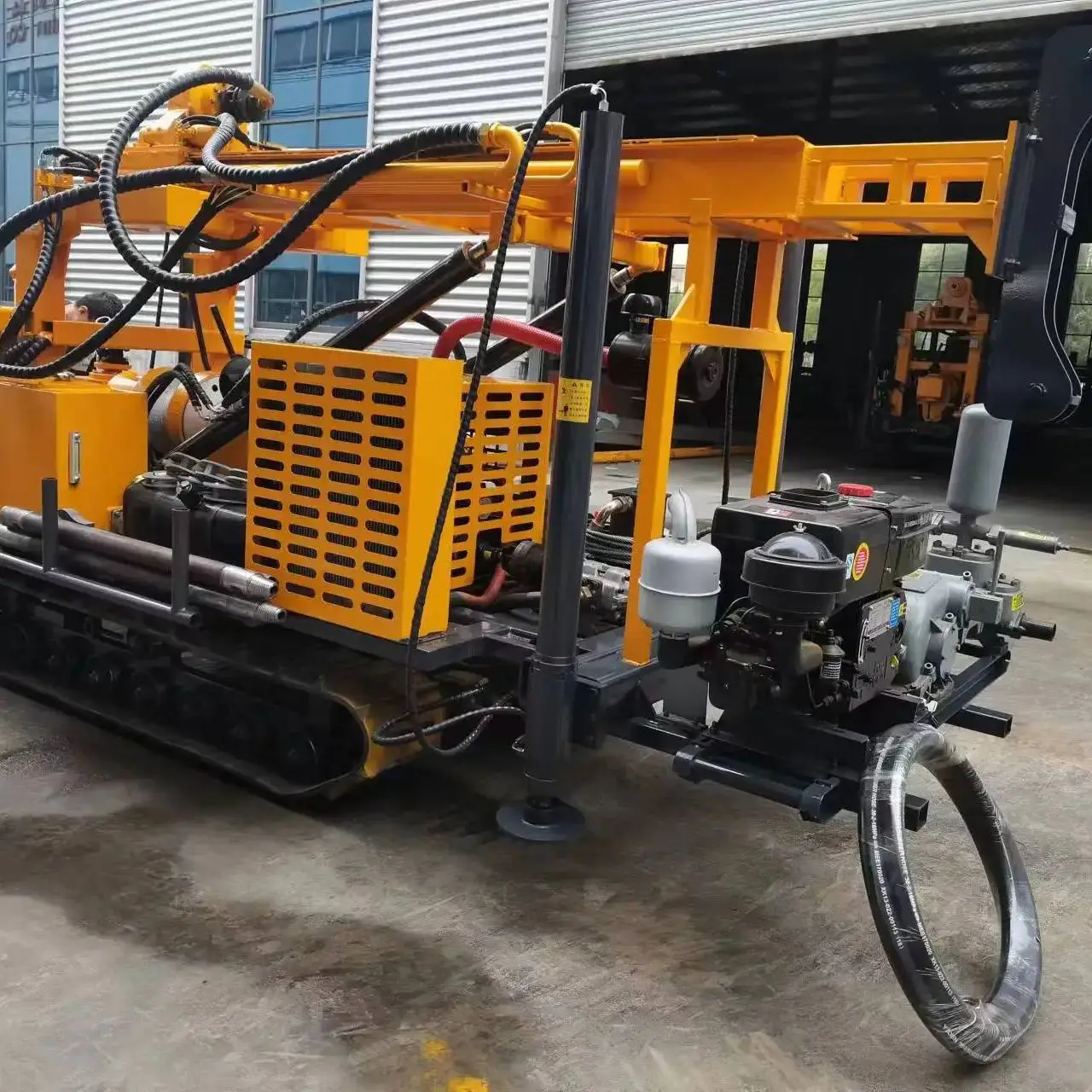 맞춤형 JDL-280 디젤 유압식 휴대용 광산 시추기 수중 시추 장비