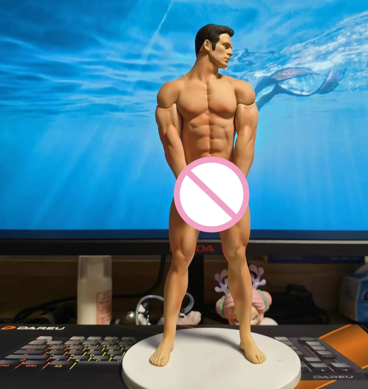 

Точечные товары Капитан Америка Крис Эванс Мстители Художественные портативные солдаты Нагрудные мобильные куклы с аксессуарами