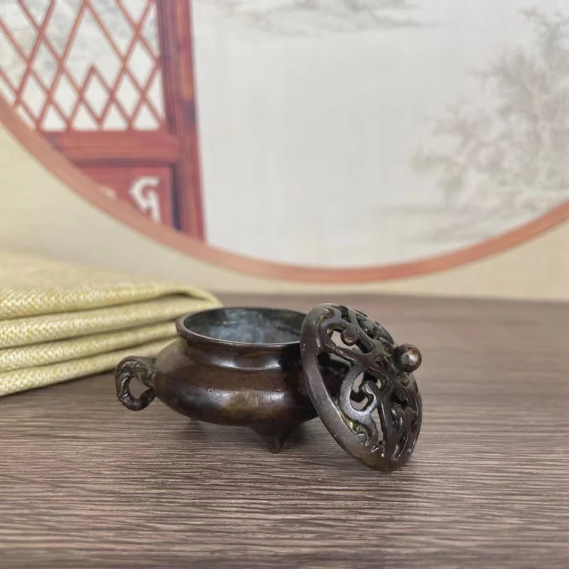 

Antique Collector Incense Burner Handmade Copper Incense Burner Elephant Head Ear Three-Legged Mini Incense Burner Ornament Xuan
