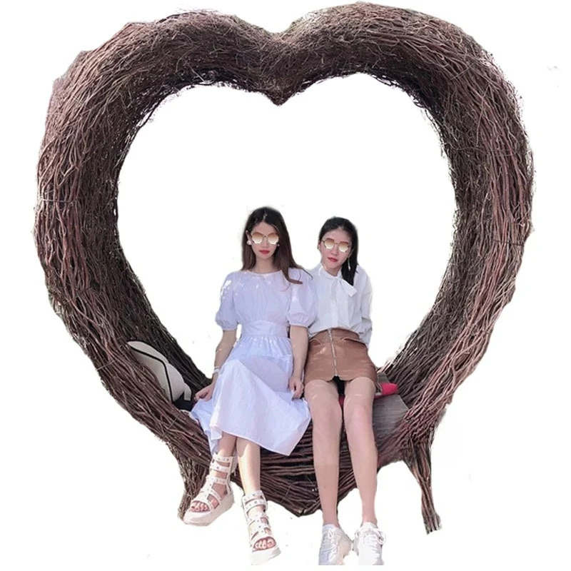 Outdoor heart-shaped bird's nest swing scenic wedding shooting props creativity