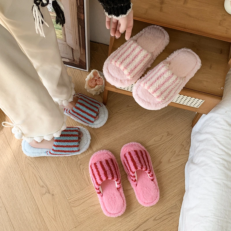 Winter Women open-toe mixed color Striped Fluffy Fur Home Slippers Comfortable Non Slip Plush Slides Soft Sole Home Shoes Female