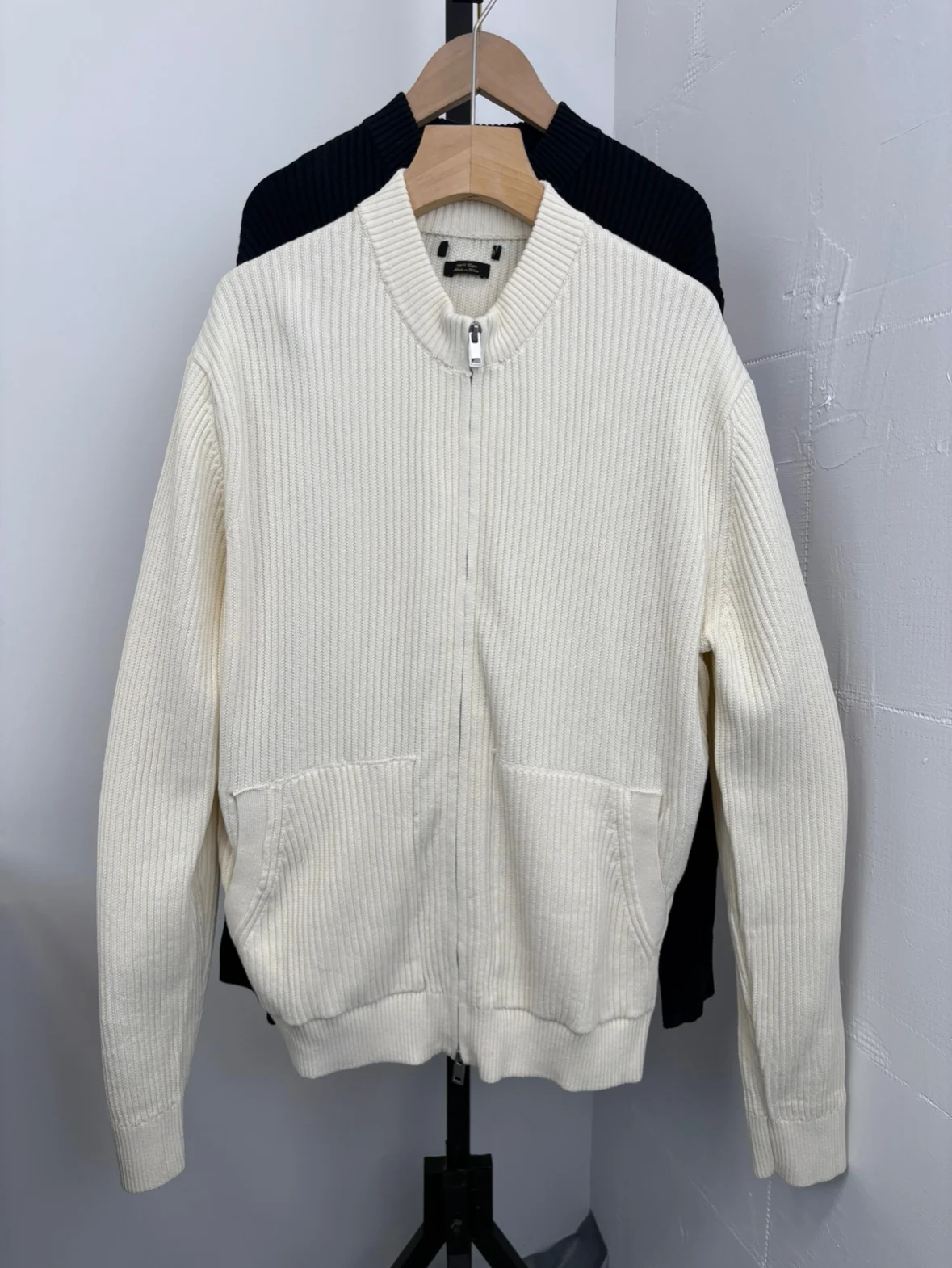 

Мужской вязаный кардиган Slim Fit MD690 с воротником-стойкой, однотонный, повседневный, городской стиль, весна-осень