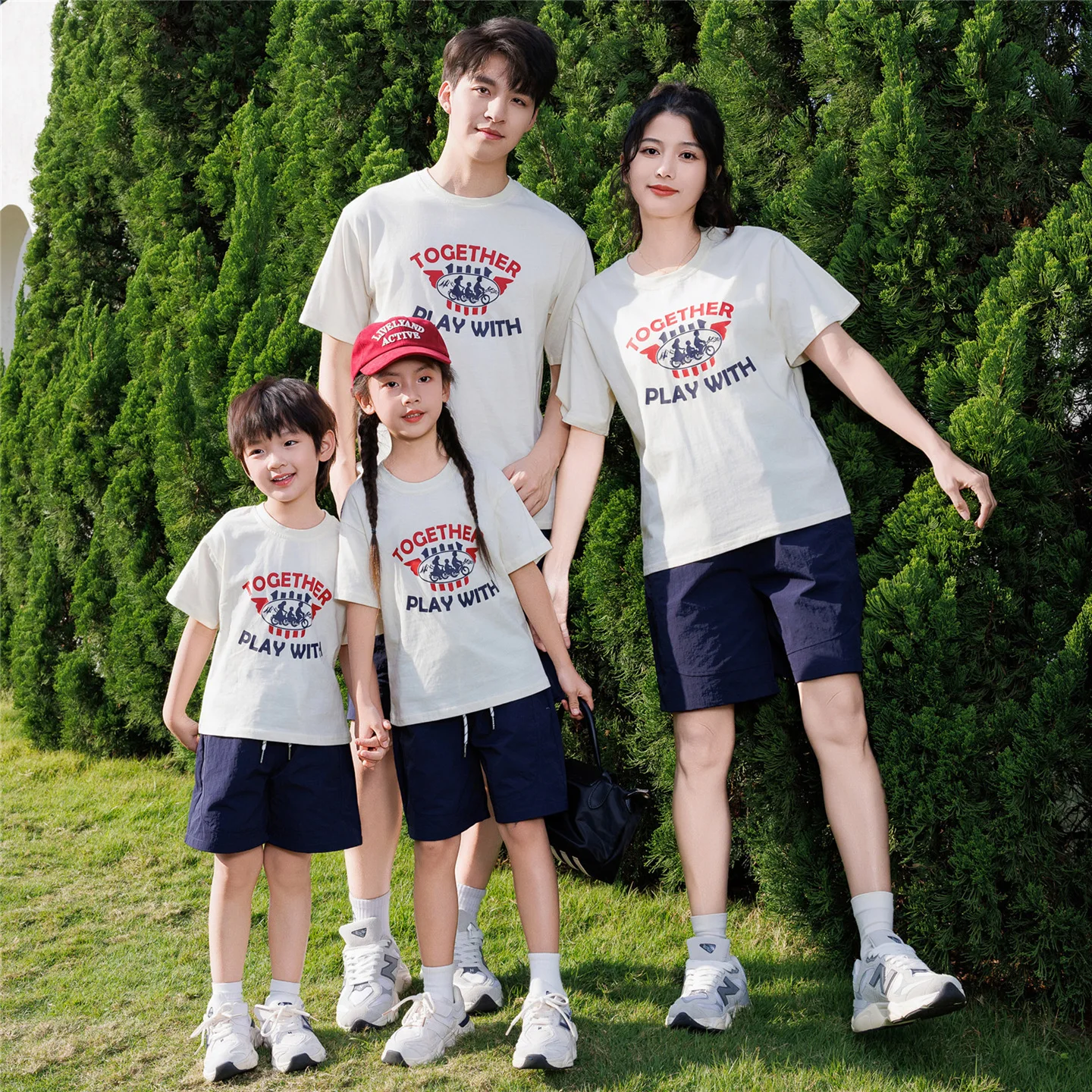 

2026 Summer Family Matching Outfits Cotton Crew Neck Letter Print T-Shirt & Shorts Set Casual Family Wear for Mom Dad Kids