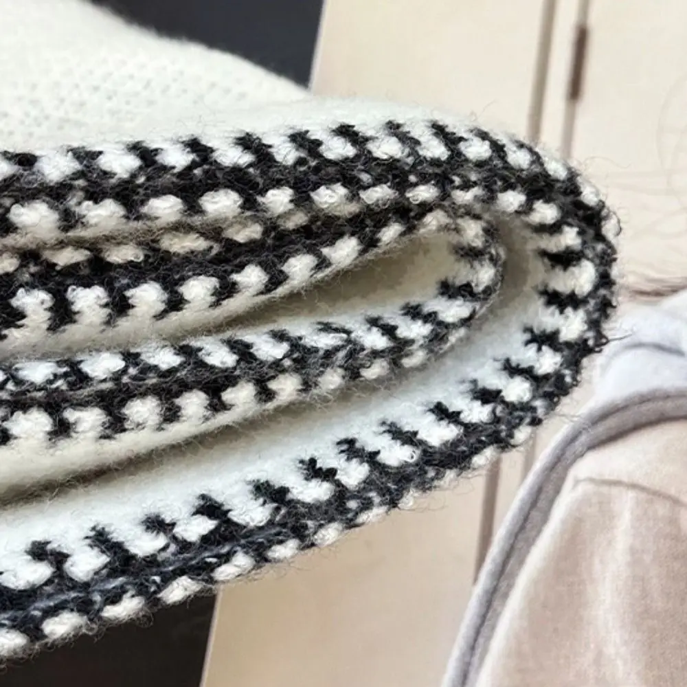 

Trendy Versatile Knitted Scarf Star-Patterned Soft Neck Warmer Korean Style Warm Woolen Scarf for Women