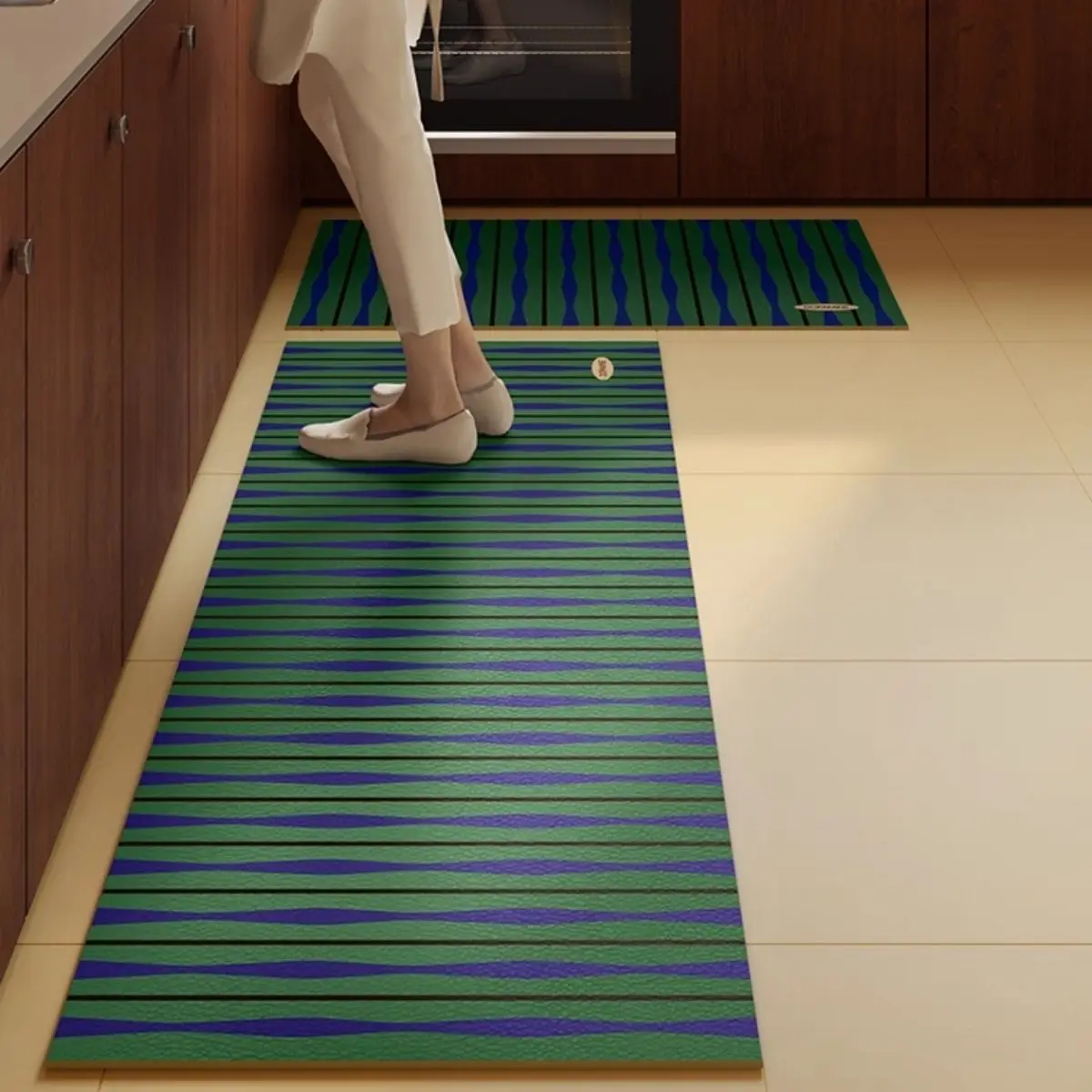 VIKAMA 1/2pcs Kitchen Diatom Mud Floor Mat Anti-slip Long Strip Carpet Bathroom Water Absorbent Foot Mat Home Decoration