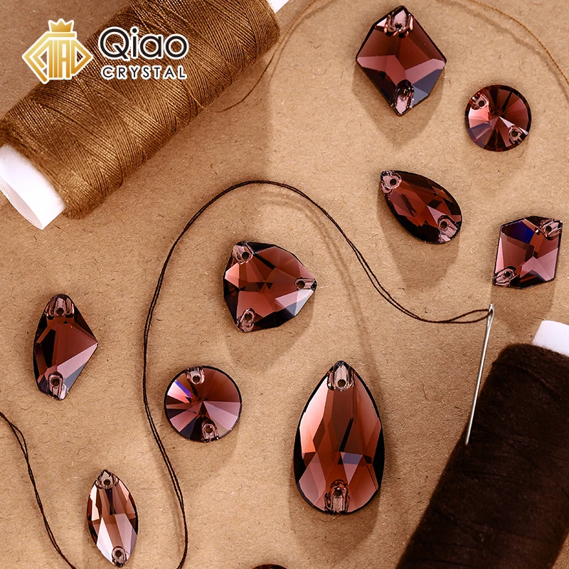 QIAO Burgunderrote Navette-Tropfen-Strasssteine aus Rolivi-Glas zum Aufnähen für Kleidung, Taschen und Modeaccessoires – Detail 3