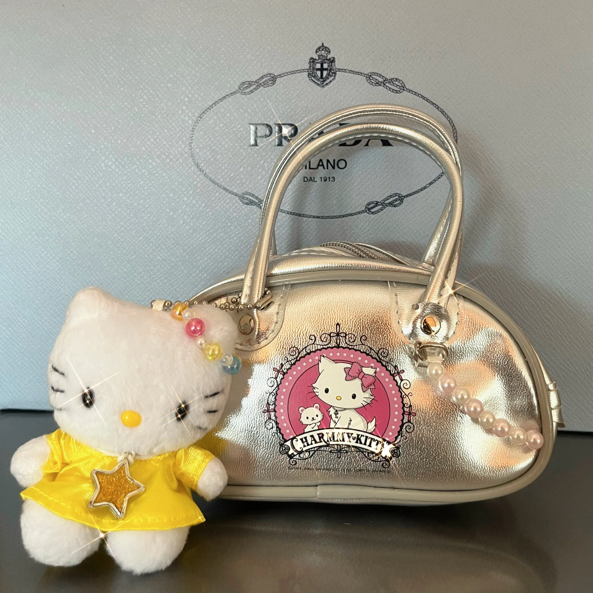 

Hello Kitty Medieval Women's Handbag Girl Niche Underarm Bag Cartoon Cute Charmmy Kitty Aesthetic Bags Commuter Shoulder Bag