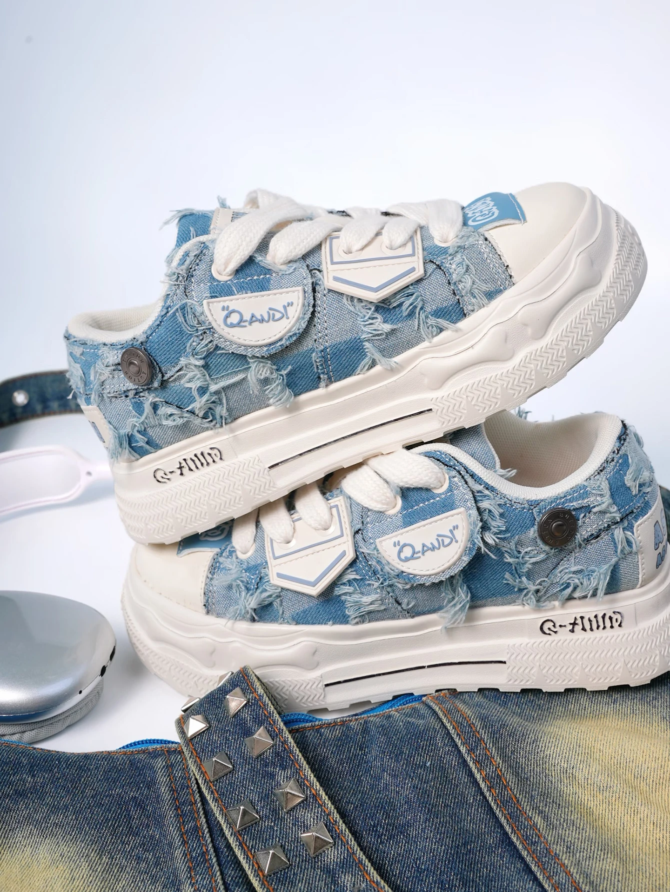 nuove-scarpe-da-skateboard-autunnali-in-tessuto-denim-retro-con-decorazioni-a-nappa-perfette-per-tutti-i-giorni-versatili-casual-con-plateau-spesso-e-rialzo-per-aumentare-l'altezza