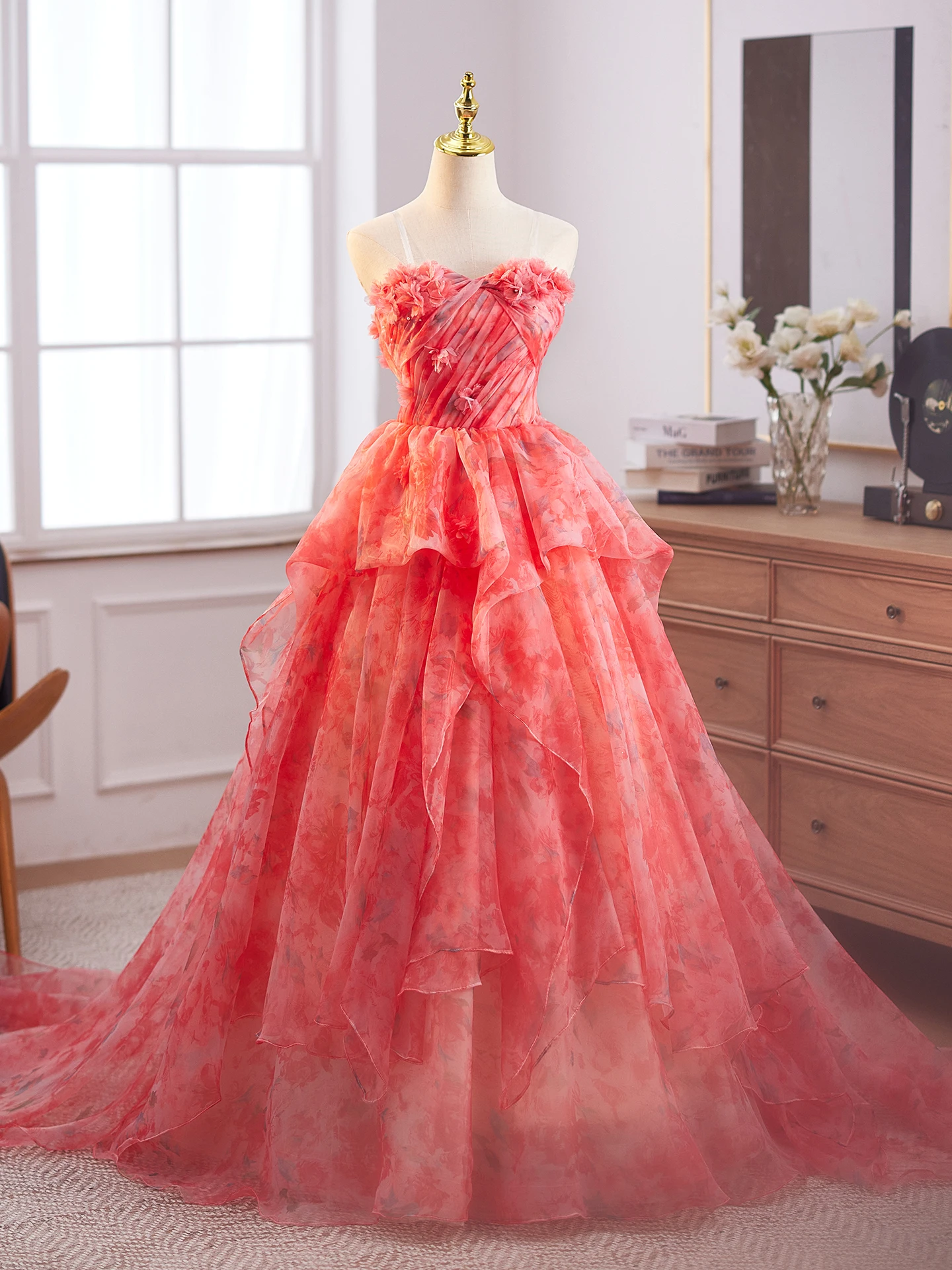 화려한 레드 프롬 드레스 이브닝 가운 스위트하트 레이스업 백 스윕 트레인 레이어드 쉬폰 롱 파티 드레스