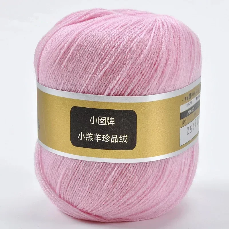 Sample Yarn 100% Merino Yarn For Knitting 28 s/3 White Gray Black Colors Eco-Friendly Healthy 1 kg Small Wholesale