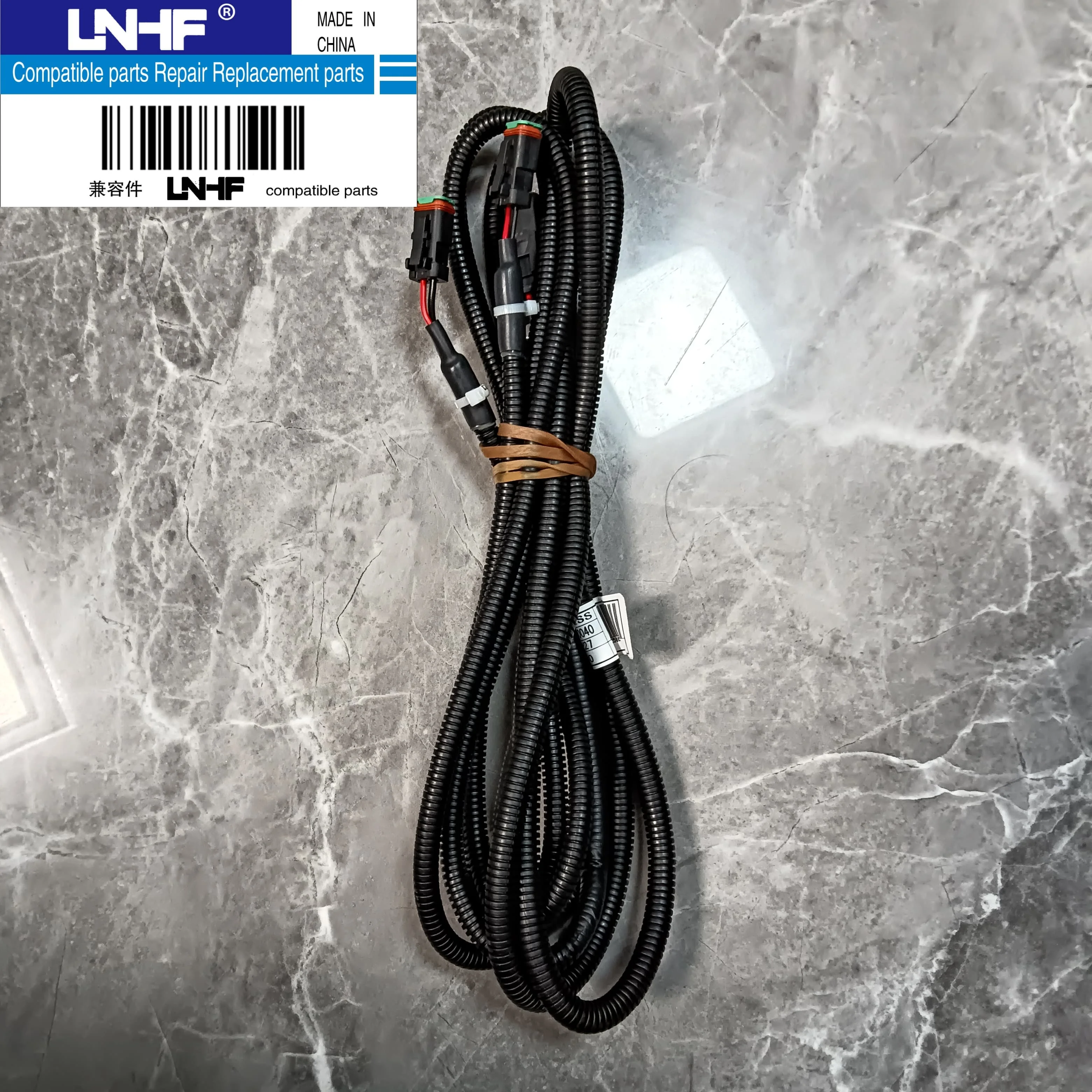 

LNHF 21Q6-10040 Excavator Wiring Harness Three-plug High Quality Compatible Parts 220LC-9T 225LC-9T 21Q6-10040 For Hyundai