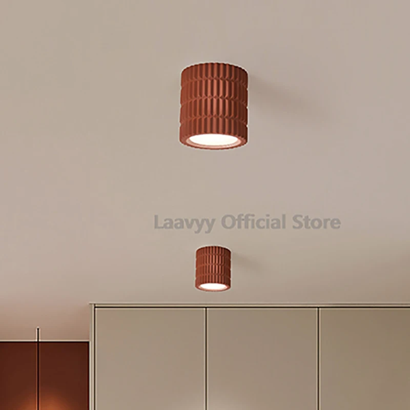 Simple Ceiling Down…