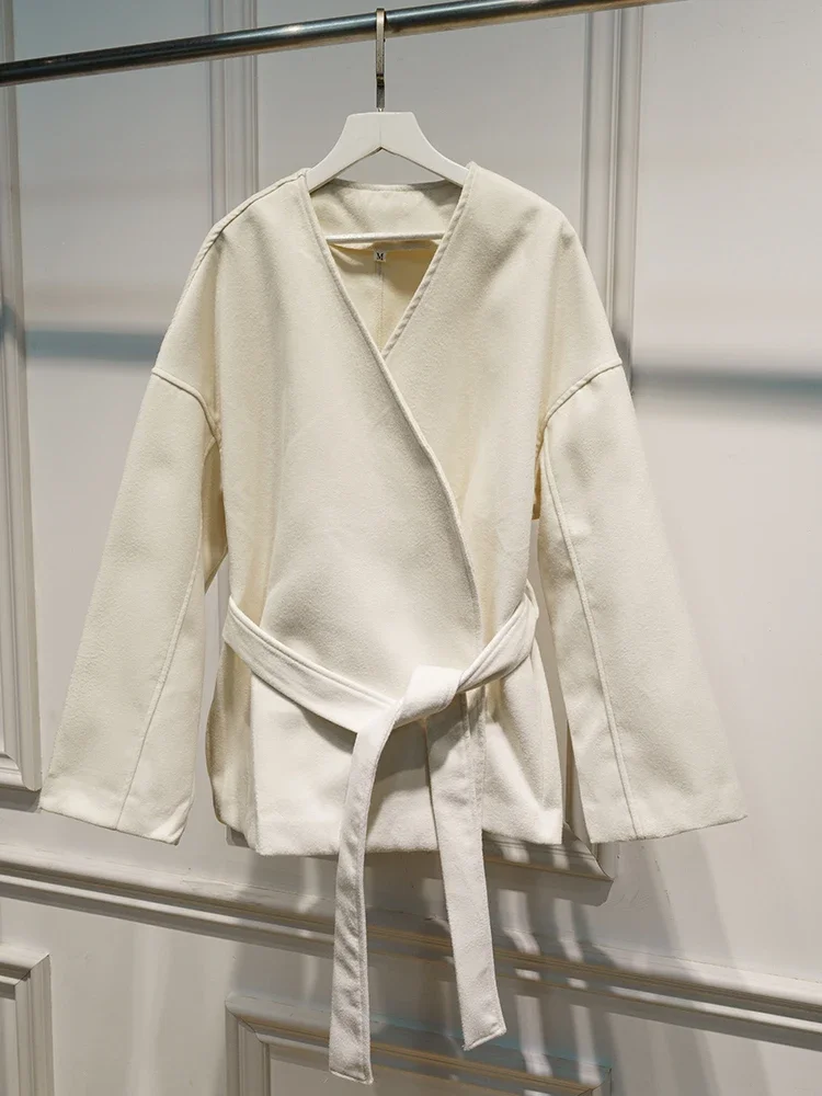 Elegante Wolljacke mit Gürtel und Schnürung für Damen, Herbstmode, Langarm, Kurze Jacke, 2025 Neue Damen-Streetwear-Oberbekleidung – Detail 2
