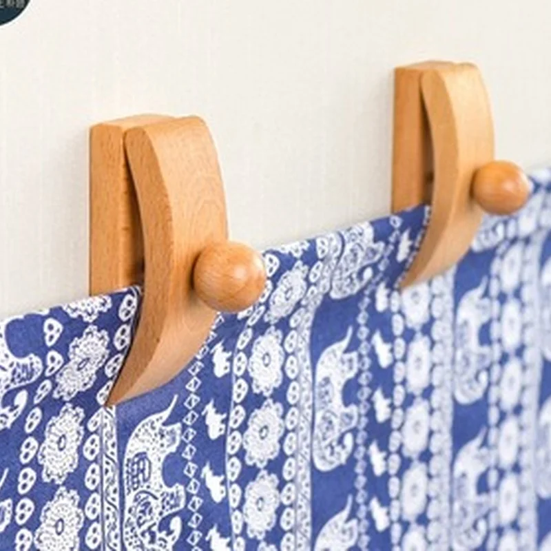 Beech Wood Quilt Wall Clips 5 Pack Tapestry Blanket Hanger Ball or Heart Knob Display Hooks