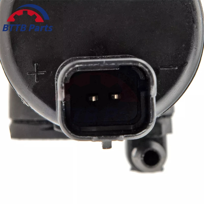 2pins Windshield Washer Pump 28920-7S200 For Nissan Pathfinder 3.5L 4.0L V6 5.6L V8 TITAN 5.6L V8 Frontier 4.0L V6 2.5L L4