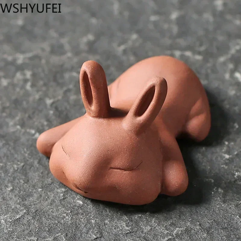 1PCS Handmade Purple Clay Fingertip Tea Pet Rabbit Statue Tea Figurine Ornament Boutique Oolong Tea Table Accessories Decoration
