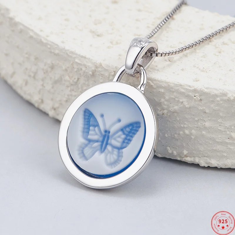 

Подвеска из стерлингового серебра 925 пробы для женщин и мужчин, синий агат, рельефная бабочка, круглая камея, подвеска, модные ювелирные изделия, оптовая продажа