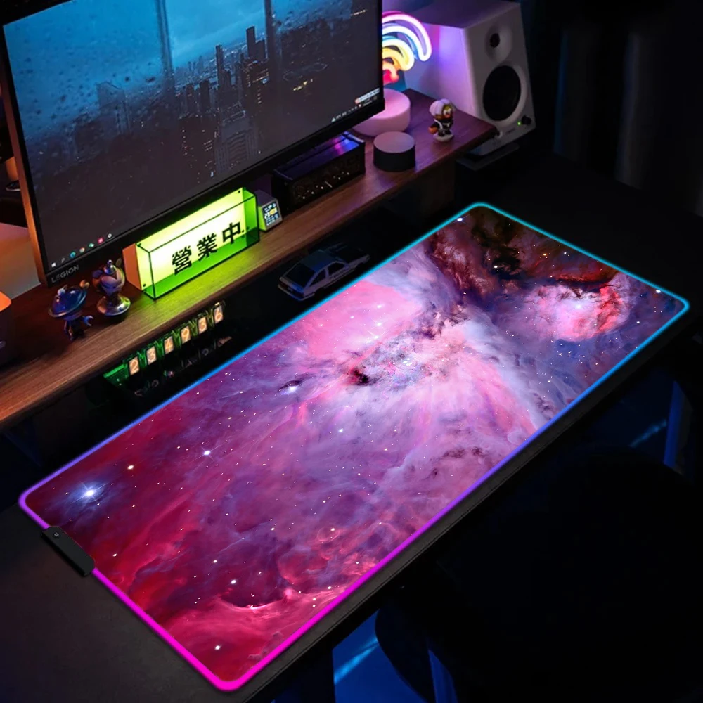 Durable stitched edge of the mouse pad for longevity