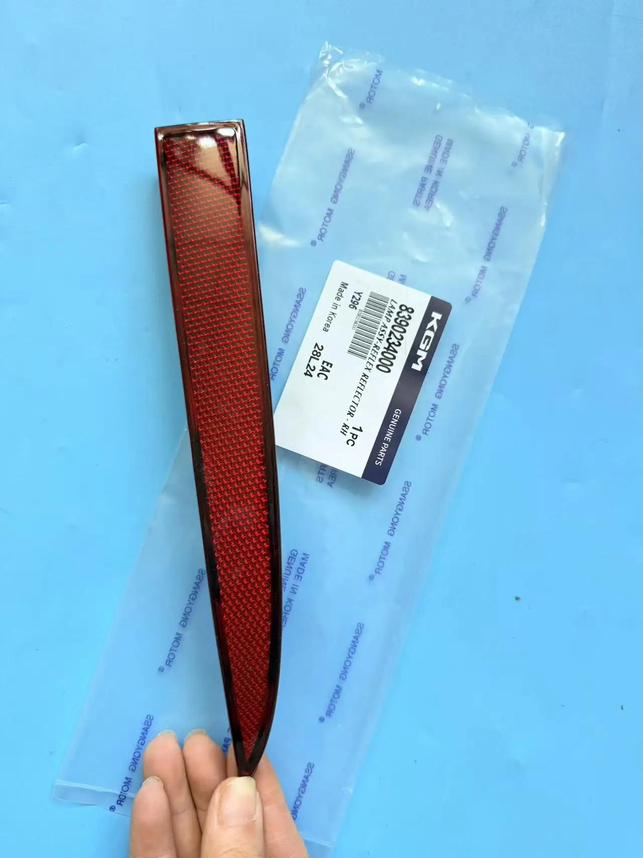 Reflex Reflector Lamp Assy Right RH 8390234000For Ssangyong Korando C New Actyon