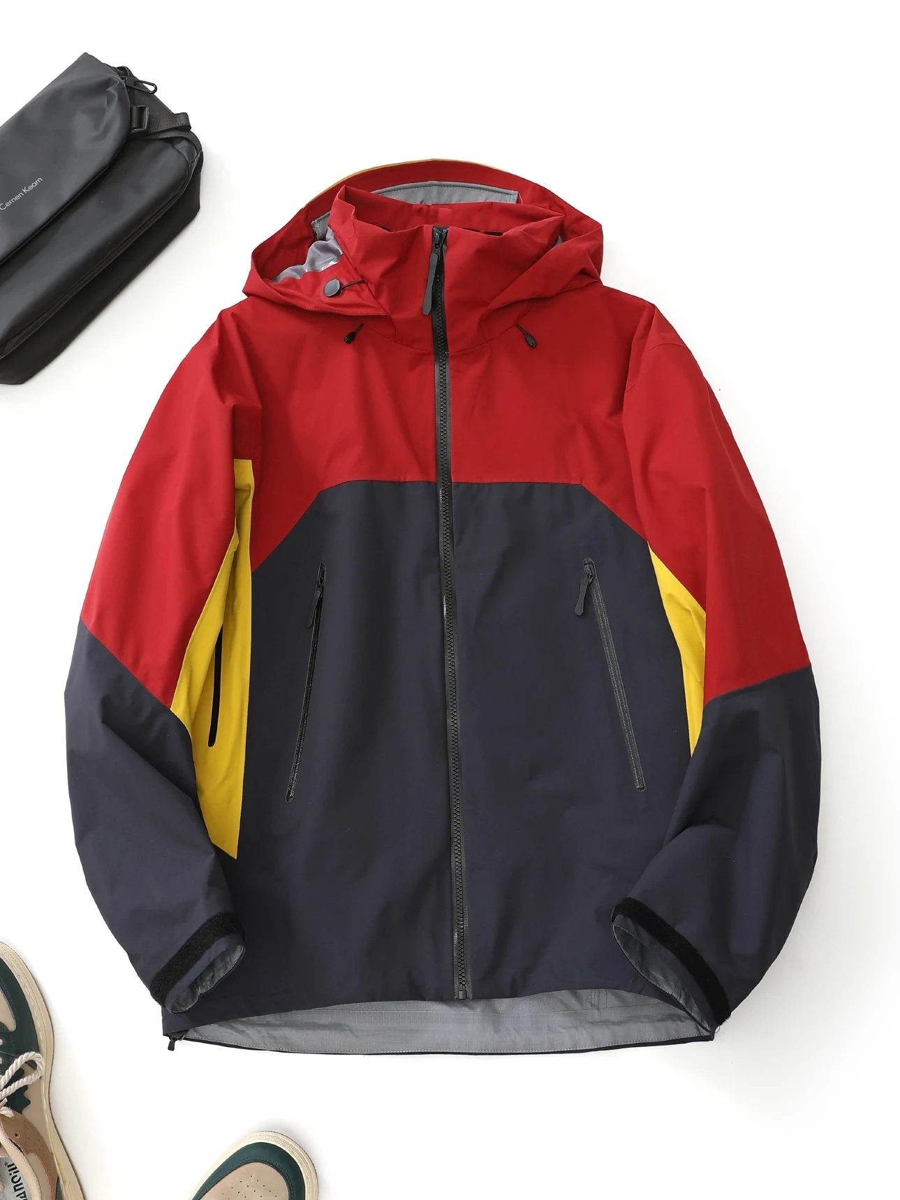 

Высококачественная мужская демисезонная куртка-хардшелл для активного отдыха, ветрозащитная, водонепроницаемая, на молнии, с капюшоном, полностью проклеенные швы, размер S