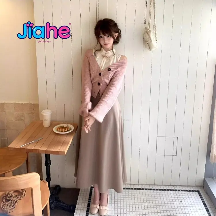 Costume de cosplay Waguri Kaoruko pour femme, robe pull élégante, gilet, ensemble décontracté pour Halloween, motif fleur parfumée qui éclose avec dignité
