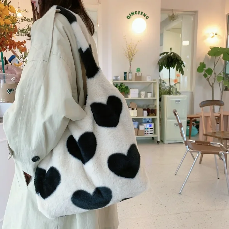 Women\'s Plush Shoulder Bag Heart-shaped Canvas Tote Fluffy Fur Handbags Large Capacity Soft Shopping Bags Girls Cute Book Bag