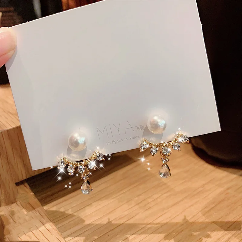 New Fashion Trend Exquisite Super Flash Rhinestone Stud Earrings Ladies Senior Jewelry Couple Birthday Party Gift Wholesale