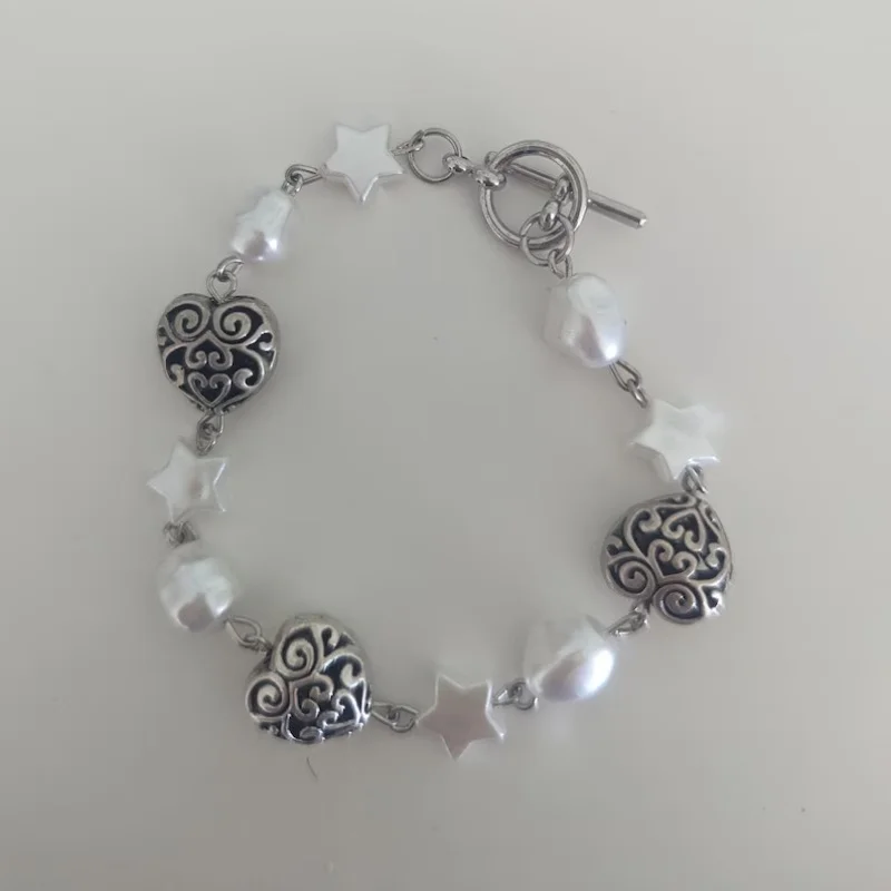 Pearly beaded heart white  bracelet | Flirty jewelry | friendship gift，pure handmade，easy to wear, with any clothing