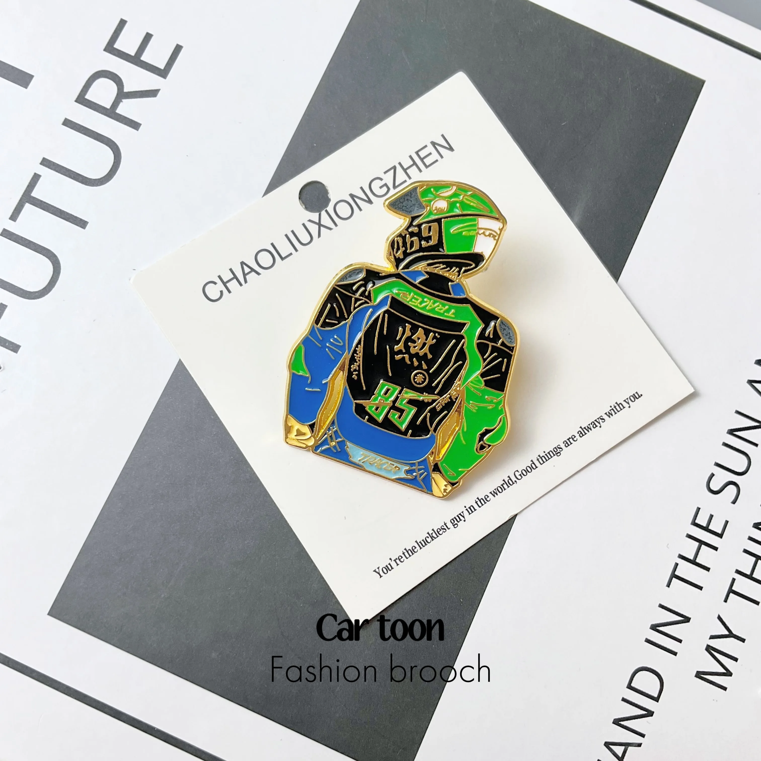 بروش سبيكة كوسبلاي ستارز استجابة على مساعدة وانغ ييبو، بروش عالي الختم، شارات معدنية، ملابس، حقائب وإكسسوارات