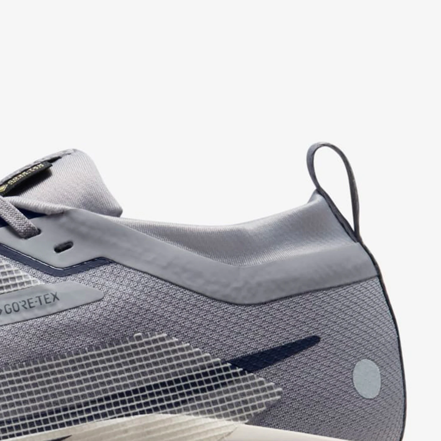 حذاء الجري الرسمي PEGASUS TRAIL 5 GTX للرجال من Nike FQ0908-006