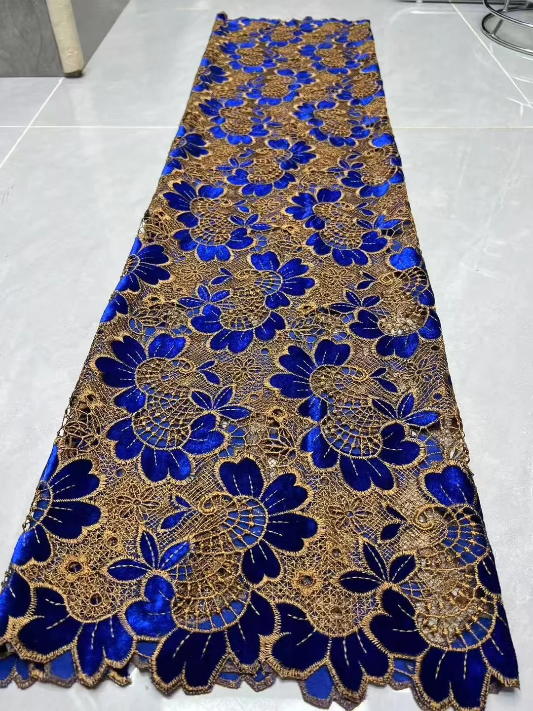 Fashion African Velvet Lace Fabrics 2025 High Quality Women Party Women Embroidery Nigerian French Lace Materials For Wedding