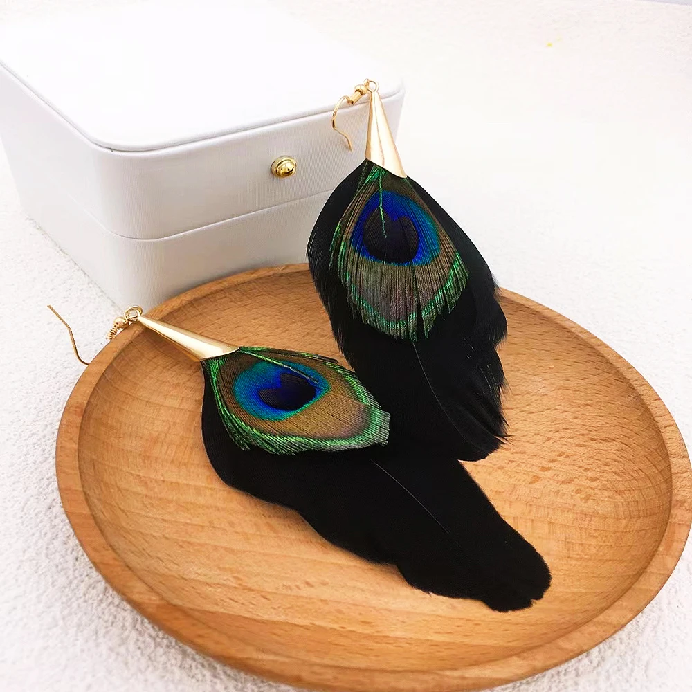 Stylish Bohemian Feather Earrings for Women Korean Elegant Women\'s Jewelry With Exaggerated Temperament Holiday Gift Jewelry