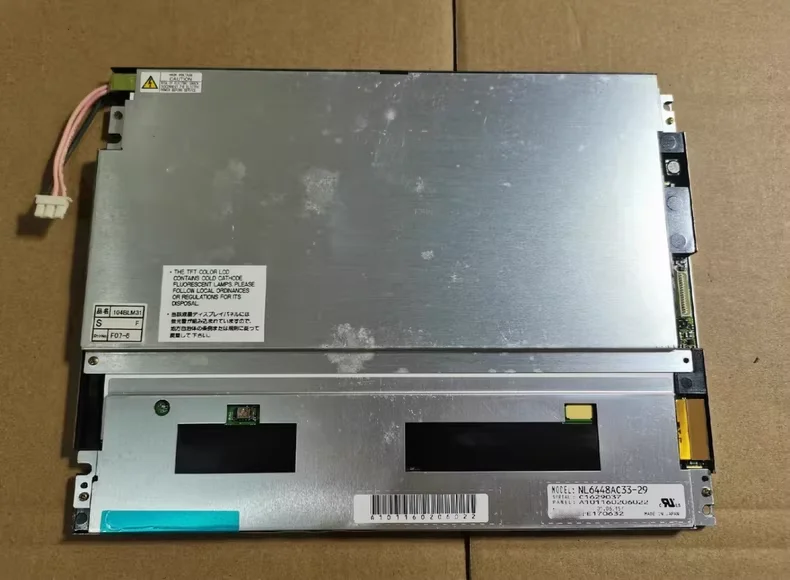 

Проверенный, исправный ЖК-экран NL6448AC33-29 с диагональю 10,4 дюйма