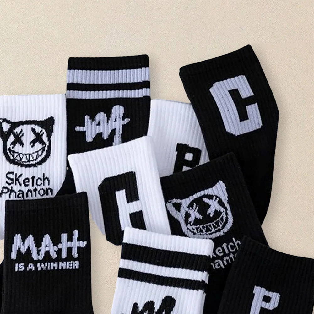 10 Pairs Men Letter Patterned Socks Creative Fashionable Versatile Trendy Socks Comfortable Lightweight Casual Mid Length Socks