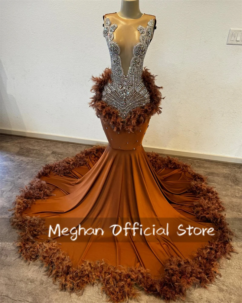 Luxo marrom longo vestido de baile 2025 diamantes cristais festa de aniversário penas vestido de noite para casamento robe personalizado
