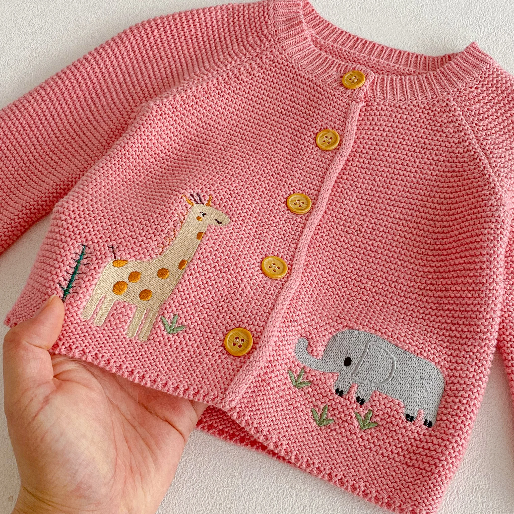 INS 2026 Herbstkollektion Niedliche Bestickte Rundhals-Strickweste für Babys und Kleinkinder – Detail 6