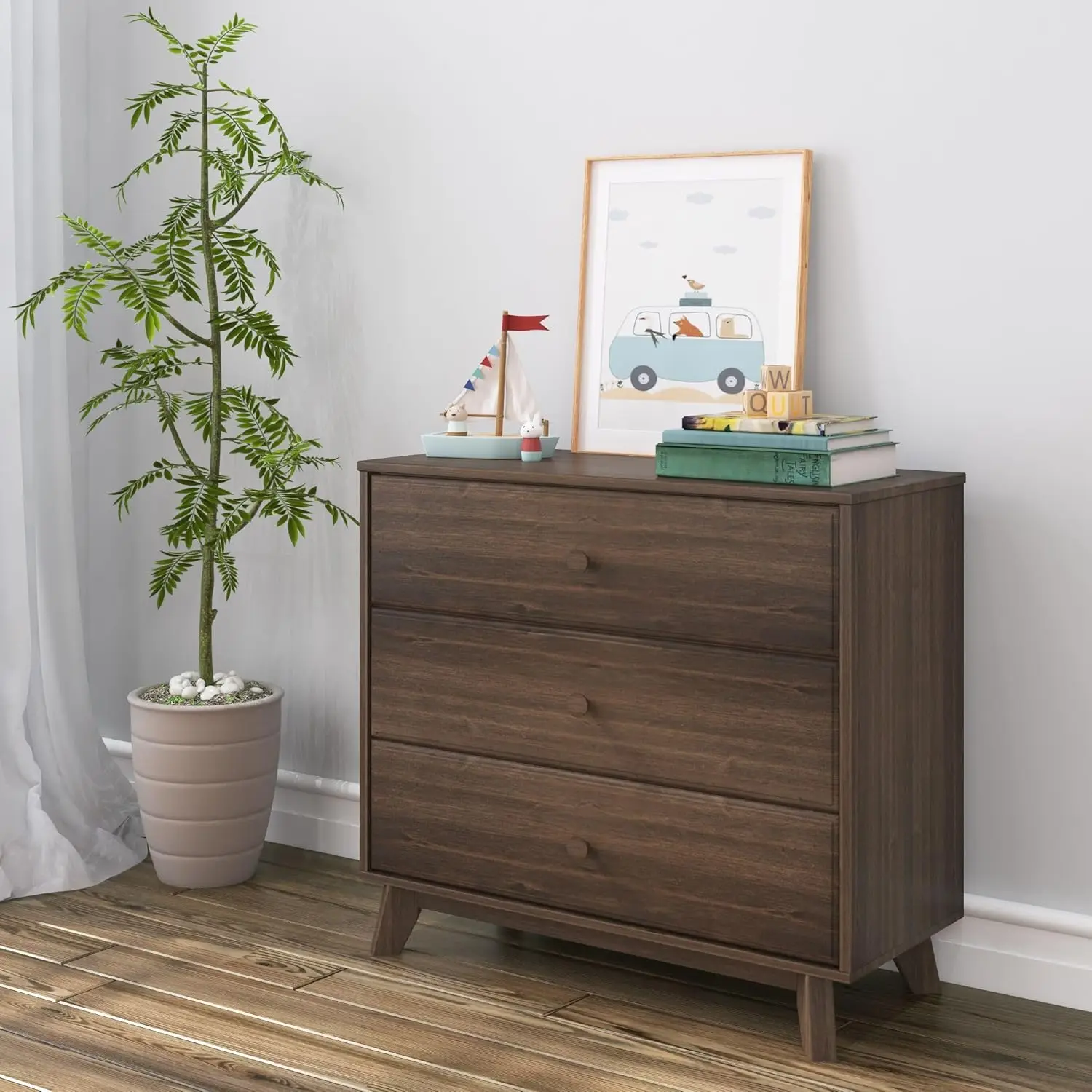 

3 Drawer Dresser, Walnut