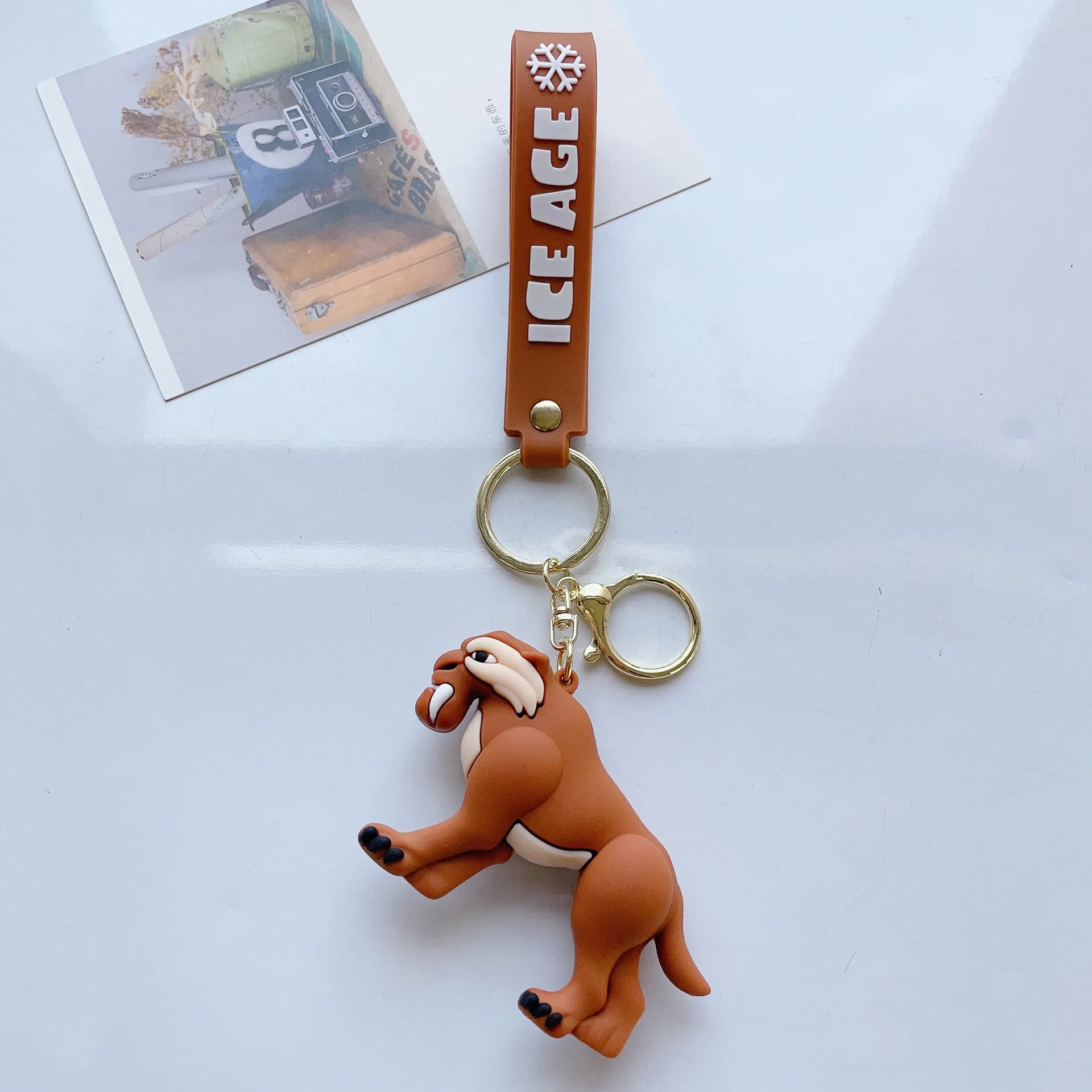 Ice age Keychains Manny Diego Sid Keyrings Mammoth RAZ Anime Figure Keychain Sabre Birthday Gifts Christmas Jewelry