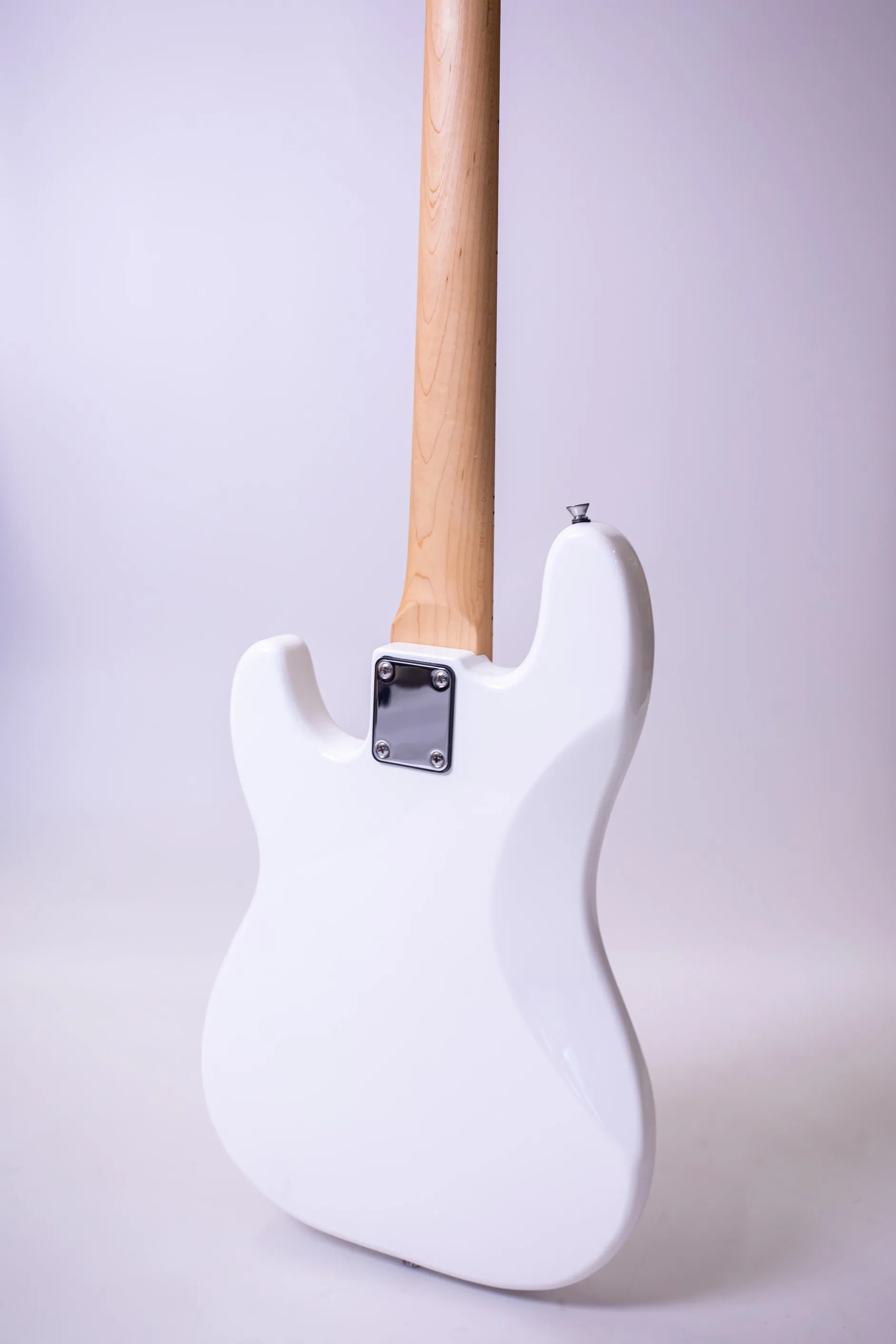 Factory Direct, Customizable 4 String Electric Bass Guitar 20 Fret Poplar Body, Maple Neck, With Cable Accessories