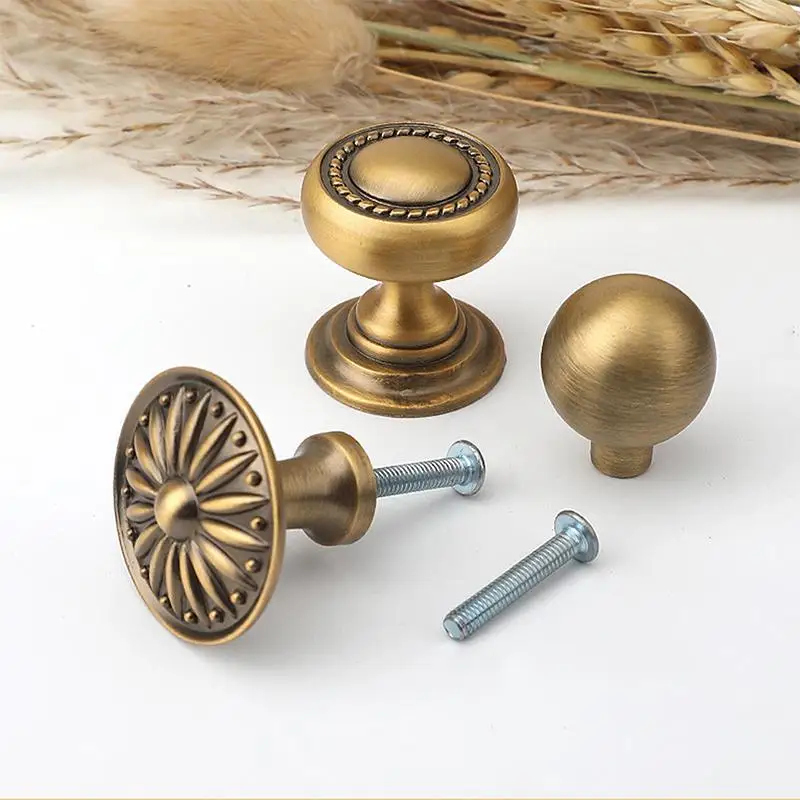 

Brass Furniture Handles French Vintage Design High Quality Cabinet Knobs Cabinet Drawers Handle Knob