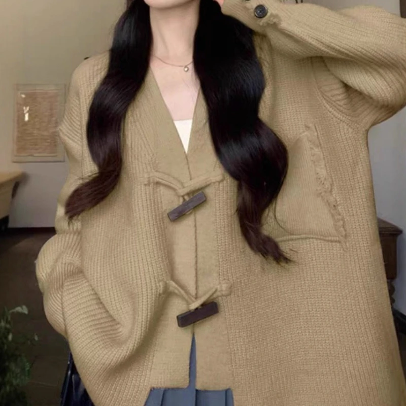 

2025 Fall/Winter New Lazy Retro Temperament Irregular Sweater Jacket Women's Elegant Foreign Style Loose Knitted Cardigan